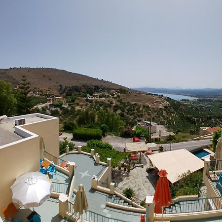 Irida Aparthotel Джорджополис Екстериор снимка