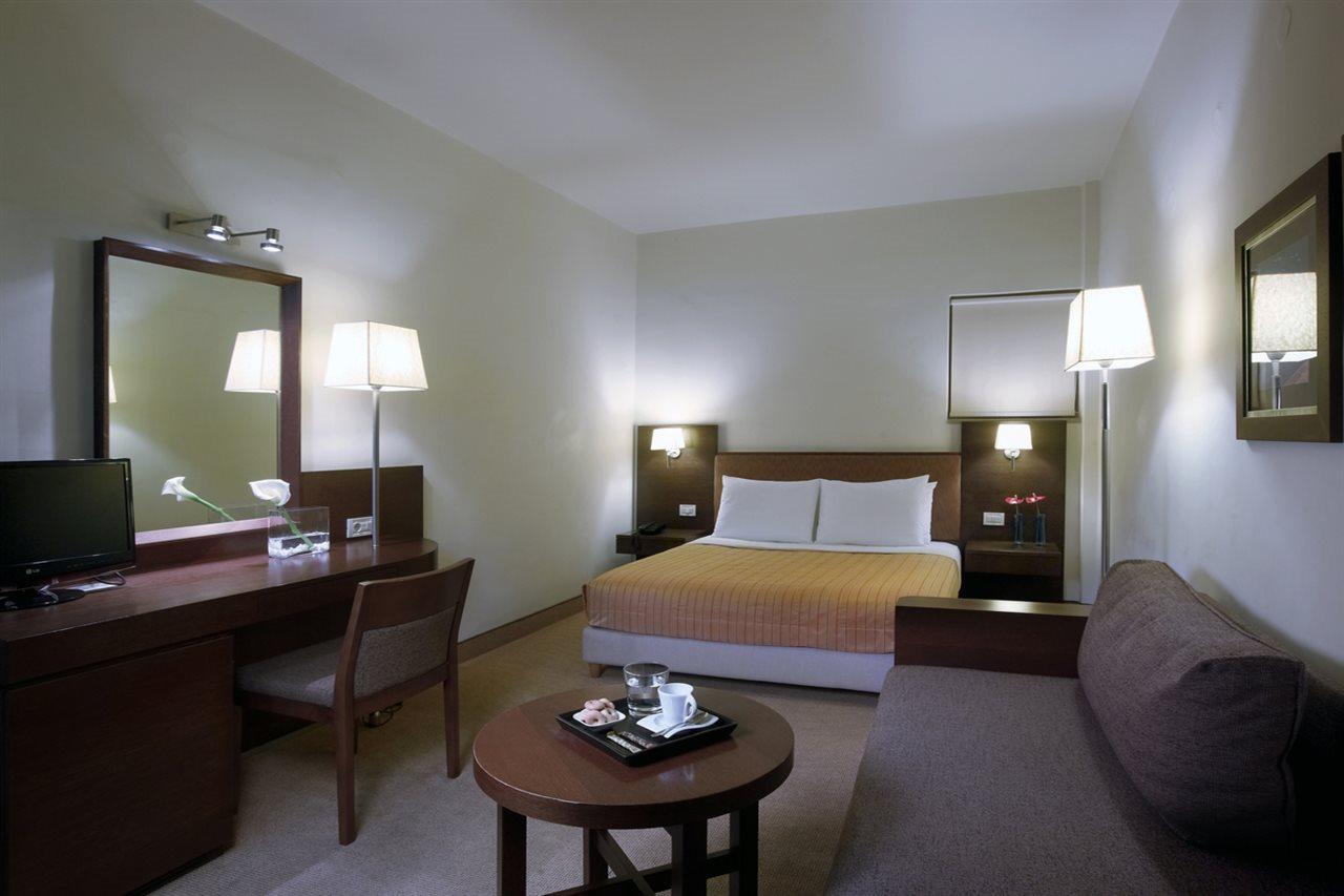 Irida Aparthotel Джорджополис Екстериор снимка