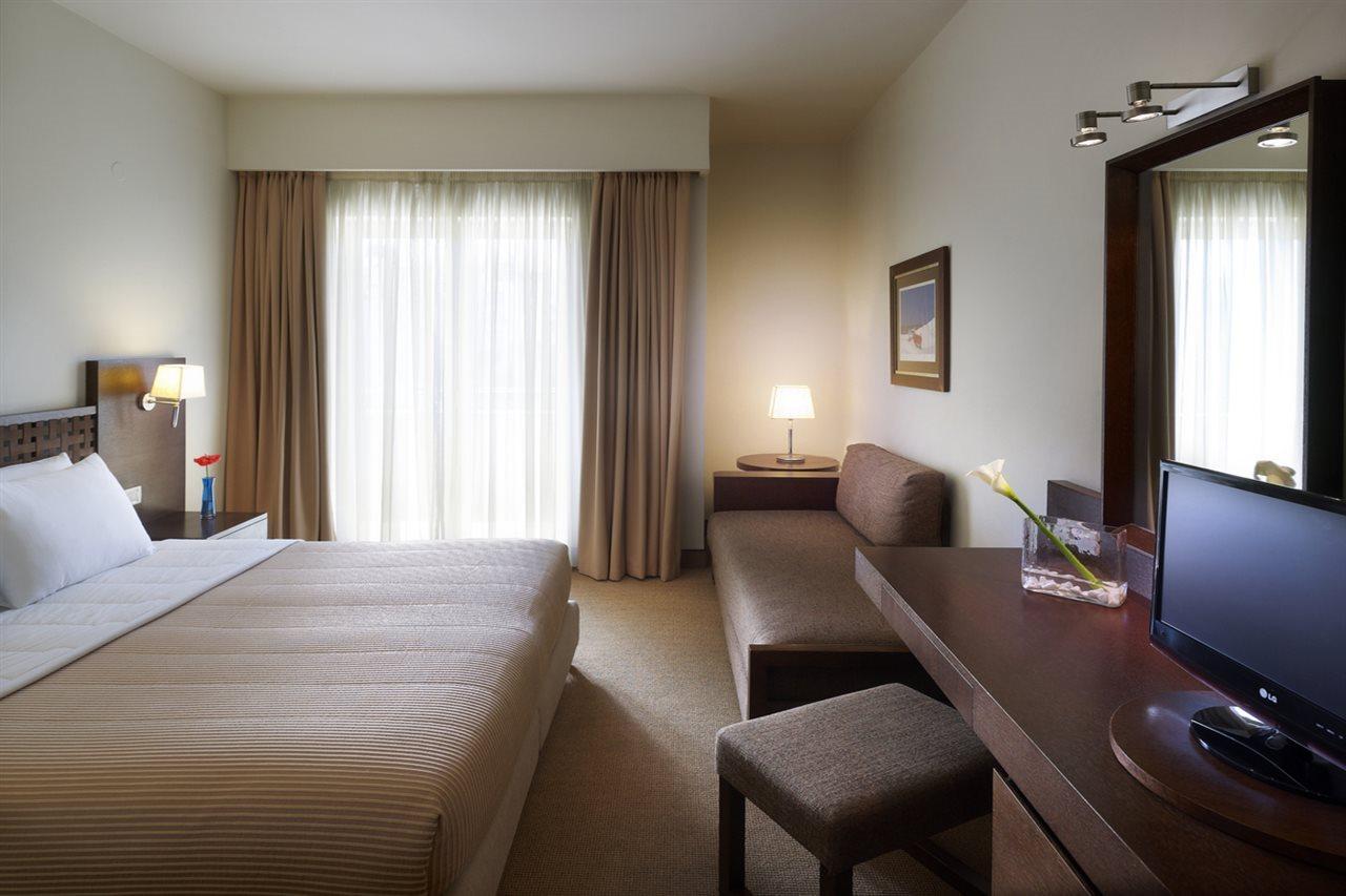 Irida Aparthotel Джорджополис Екстериор снимка
