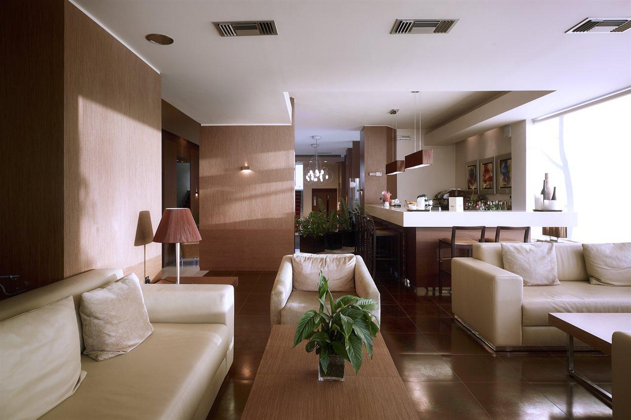 Irida Aparthotel Джорджополис Екстериор снимка